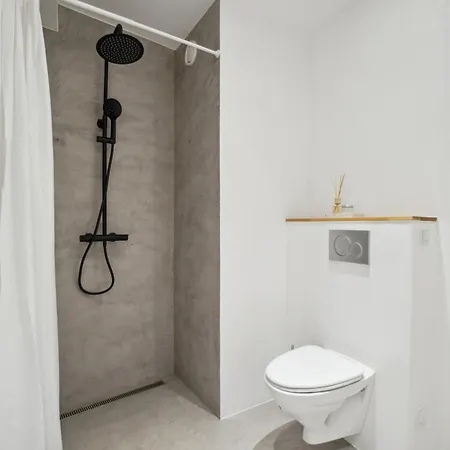 Nyrenoveret Designerbolig I Hjertet Af K Copenhagen