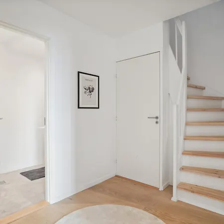 Apartment Nyrenoveret Designerbolig I Hjertet Af K