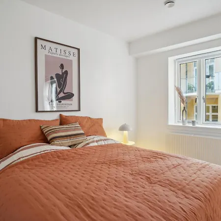 Apartment Nyrenoveret Designerbolig I Hjertet Af K *